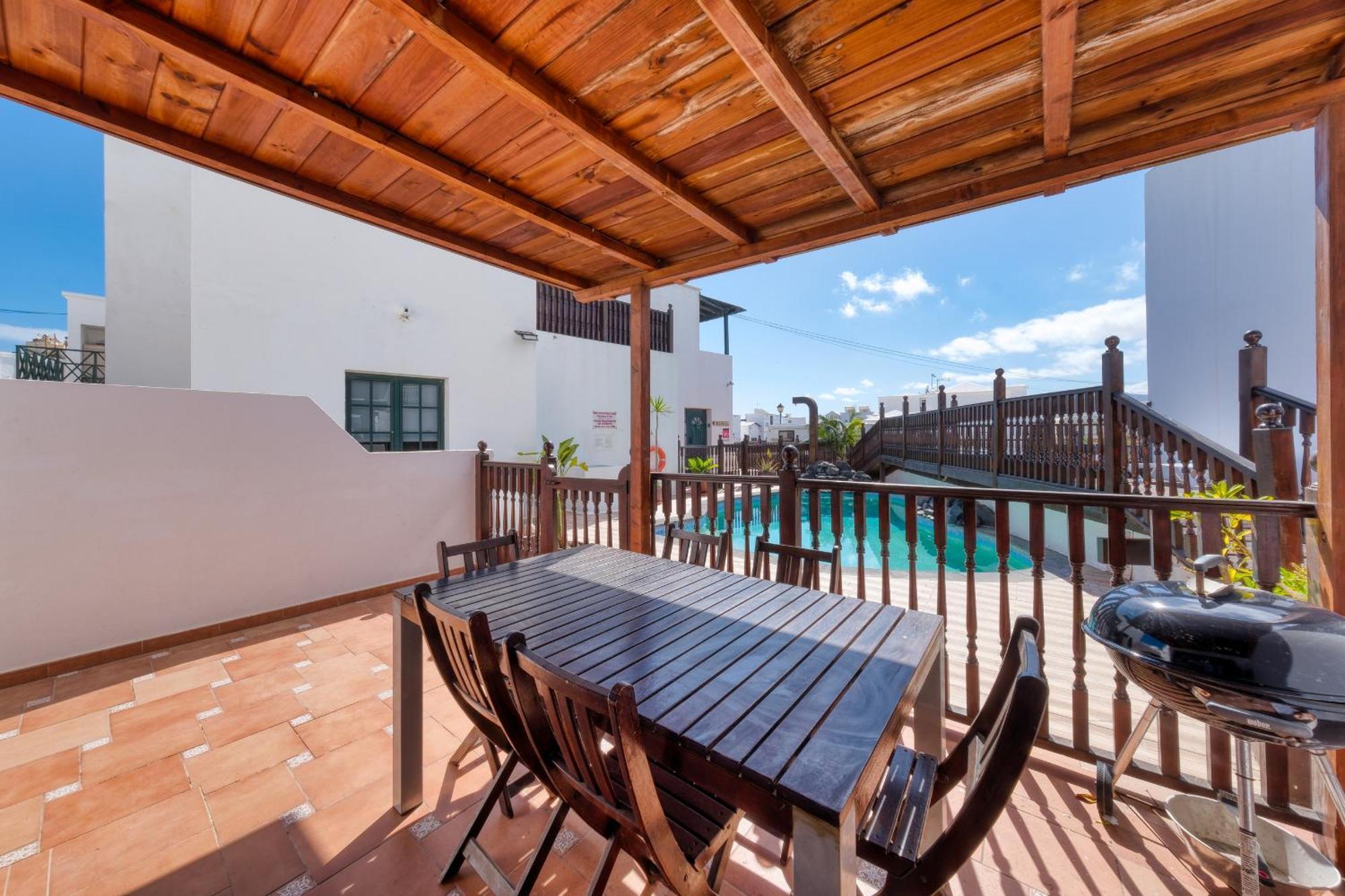 Casa Hibiscus - Shared Pool - Close To Seafront Promenade Punta Mujeres Eksteriør bilde